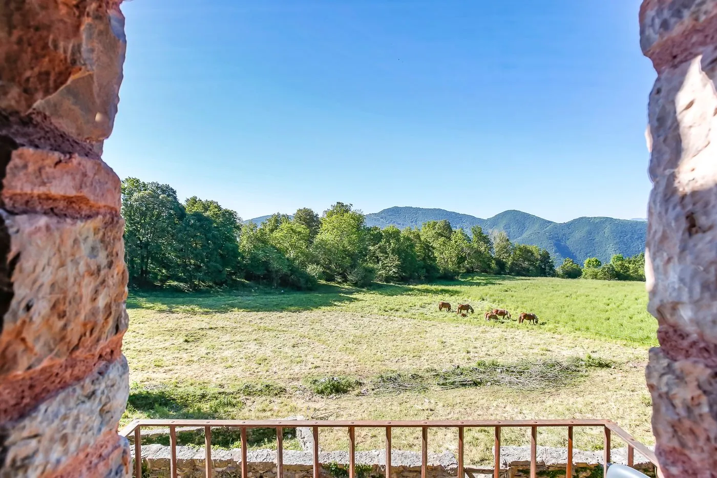 7514 - Magnificent farmhouse just 10 minutes from Camprodon