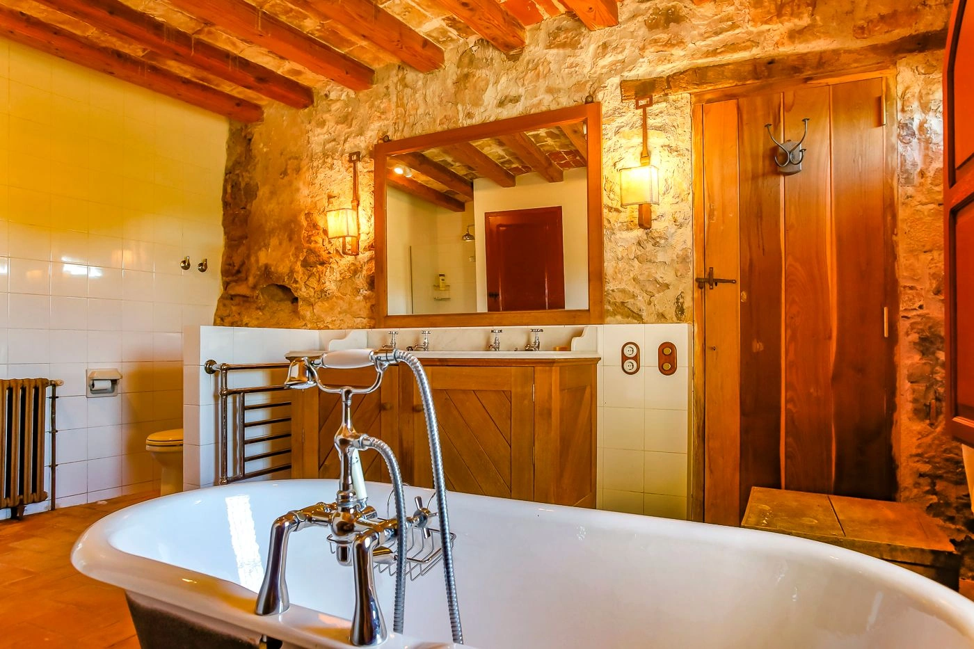 7514 - Magnificent farmhouse just 10 minutes from Camprodon