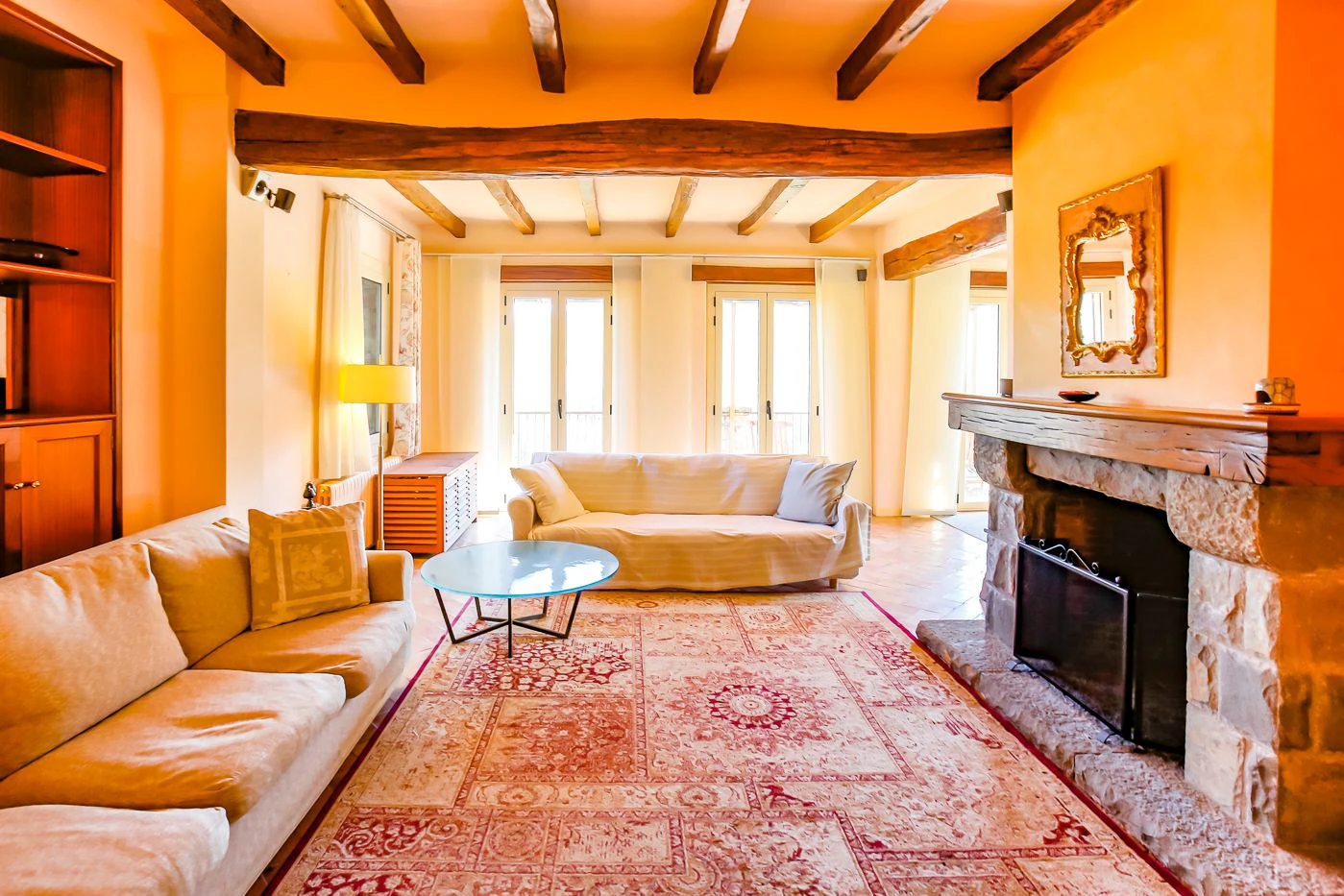 4395 - Country house in La Garrotxa with spectacular views of the Pyrenees