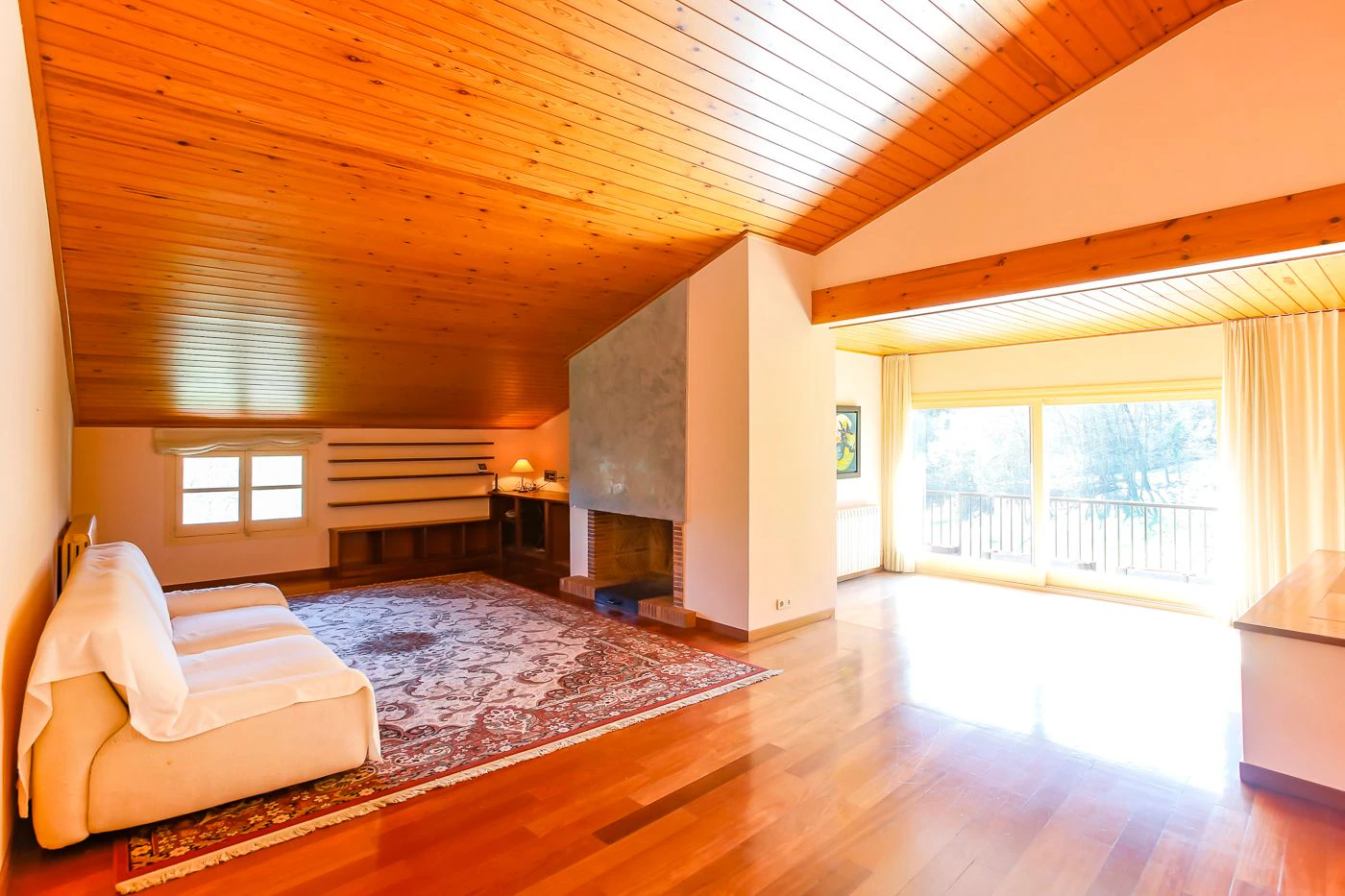 4395 - Country house in La Garrotxa with spectacular views of the Pyrenees