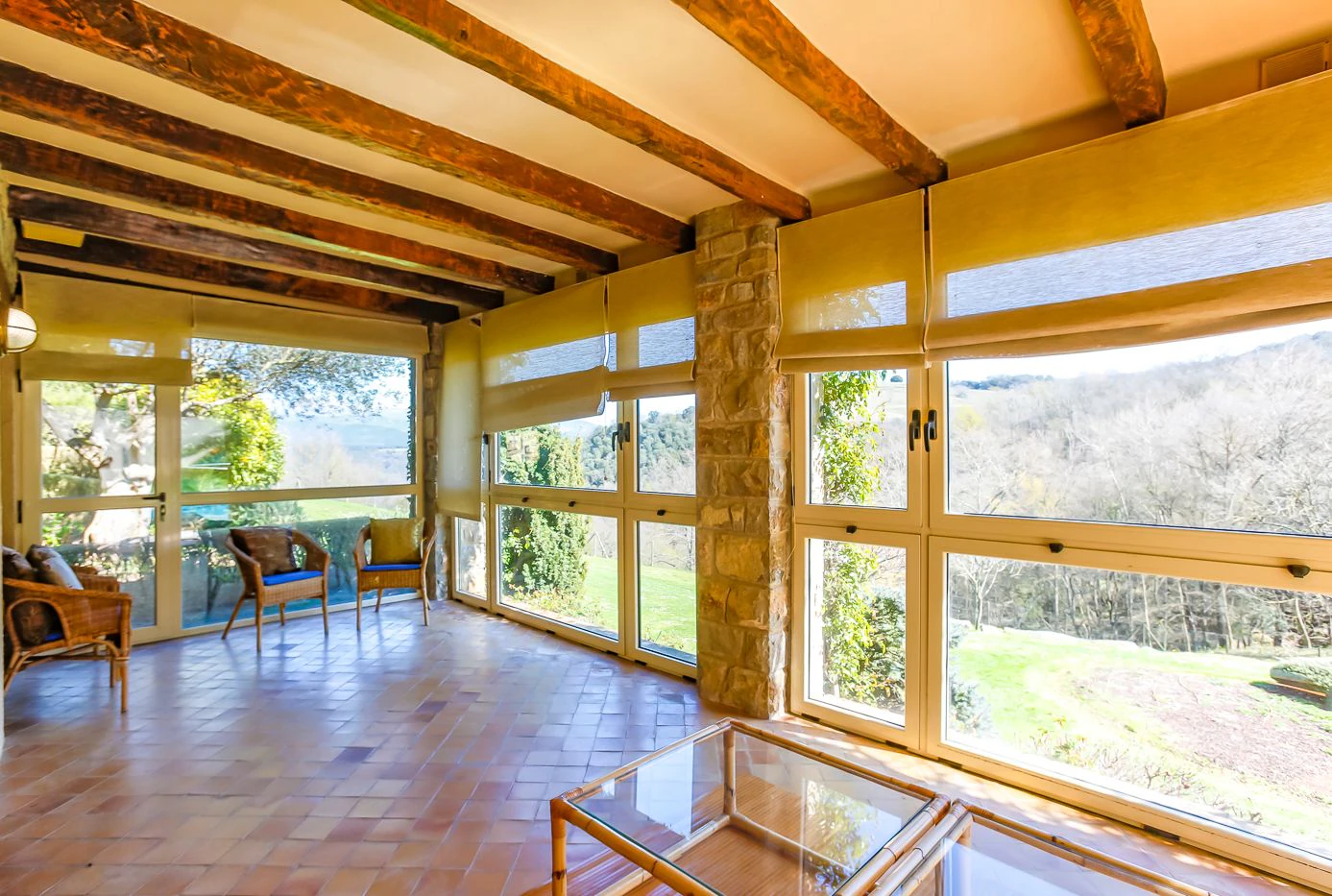 4395 - Country house in La Garrotxa with spectacular views of the Pyrenees