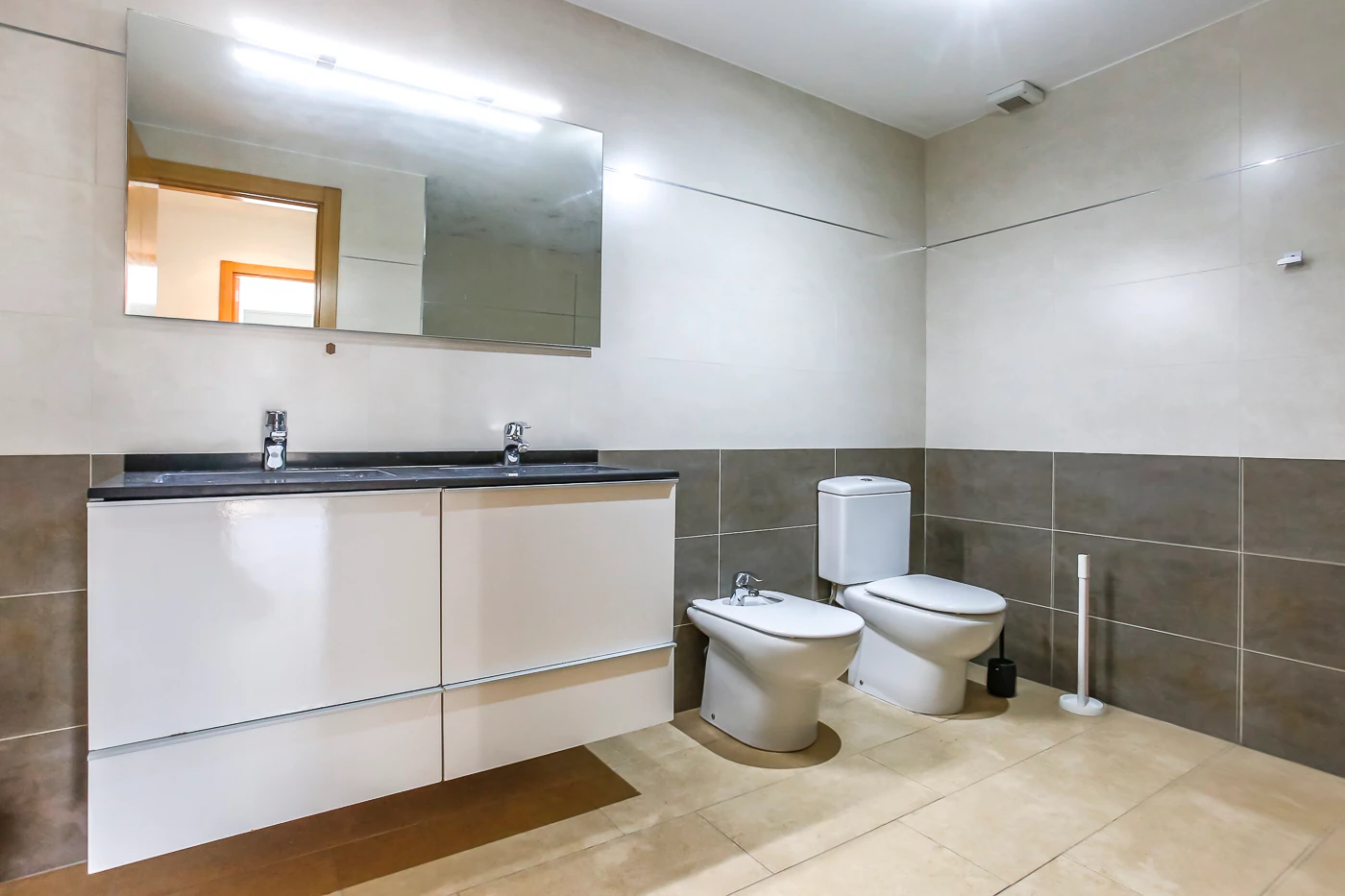 8722 - House for sale with 5 bedrooms in L'Ametlla del Vallés