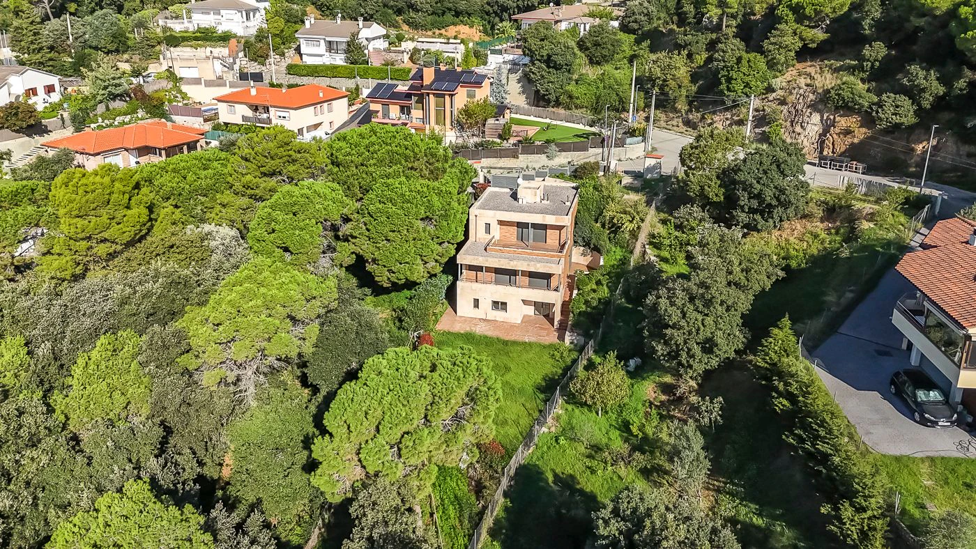 8722 - House for sale with 5 bedrooms in L'Ametlla del Vallés