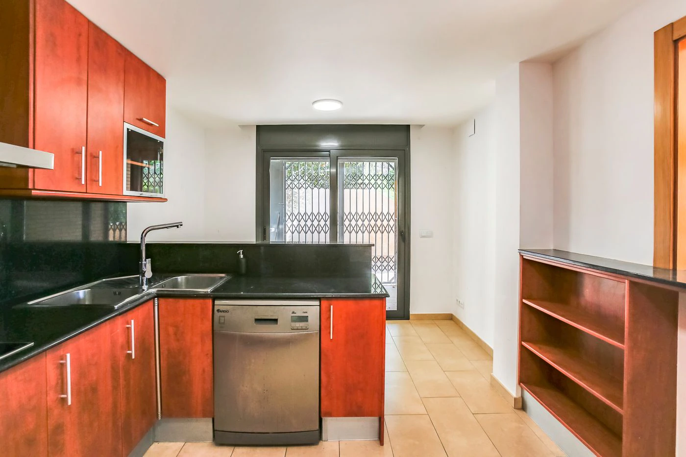8722 - House for sale with 5 bedrooms in L'Ametlla del Vallés