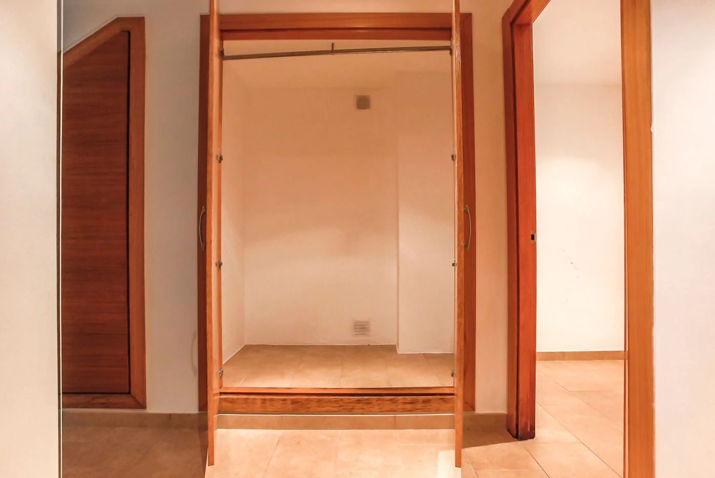 8722 - House for sale with 5 bedrooms in L'Ametlla del Vallés