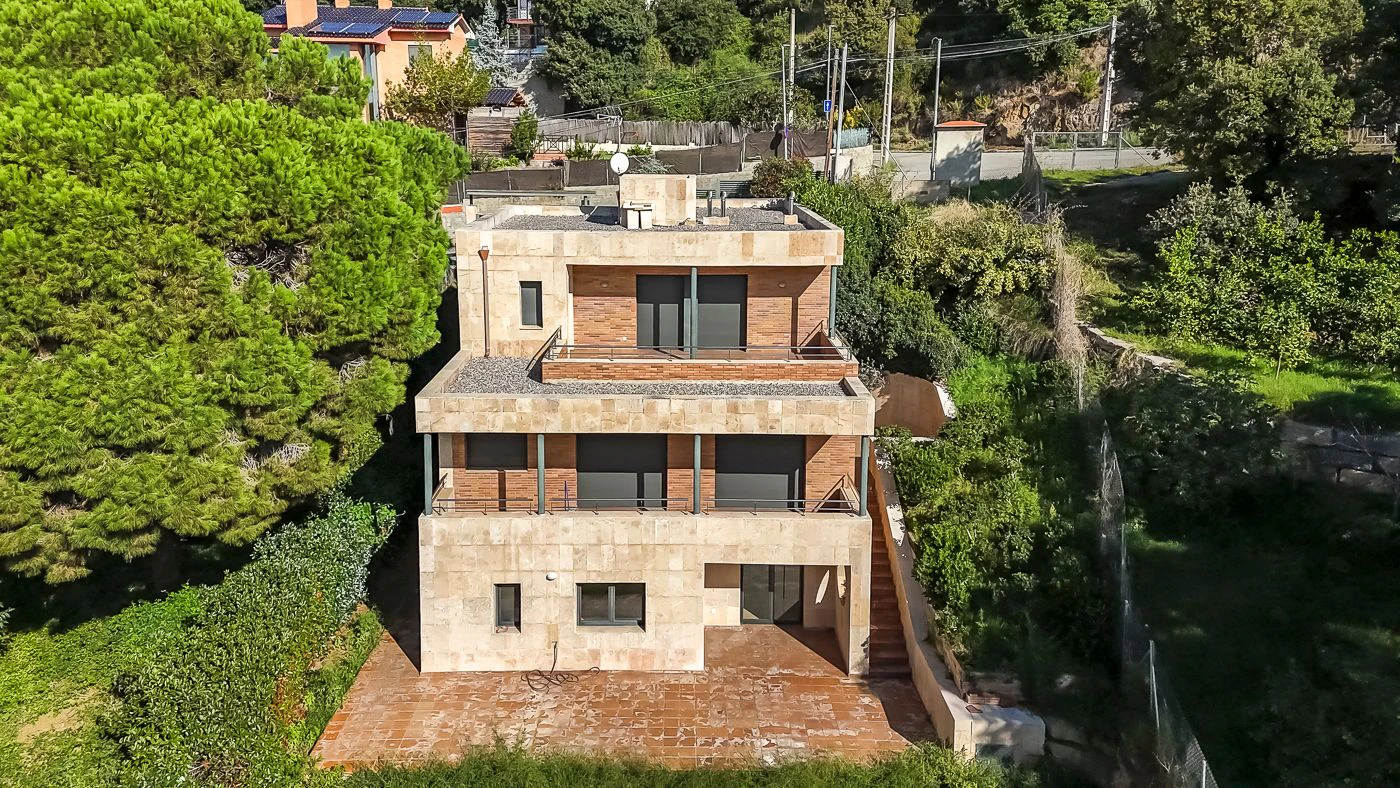8722 - House for sale with 5 bedrooms in L'Ametlla del Vallés