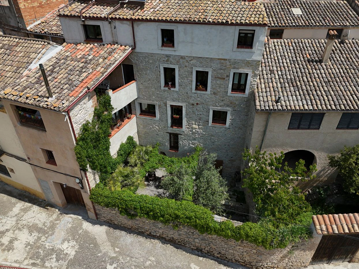 3766 - Casa rural con licencia turística en un pequeño pueblo de la Conca de Barberà