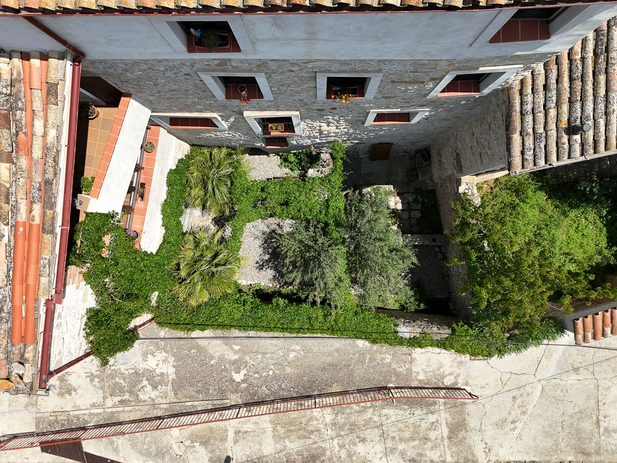 3766 - Casa rural con licencia turística en un pequeño pueblo de la Conca de Barberà