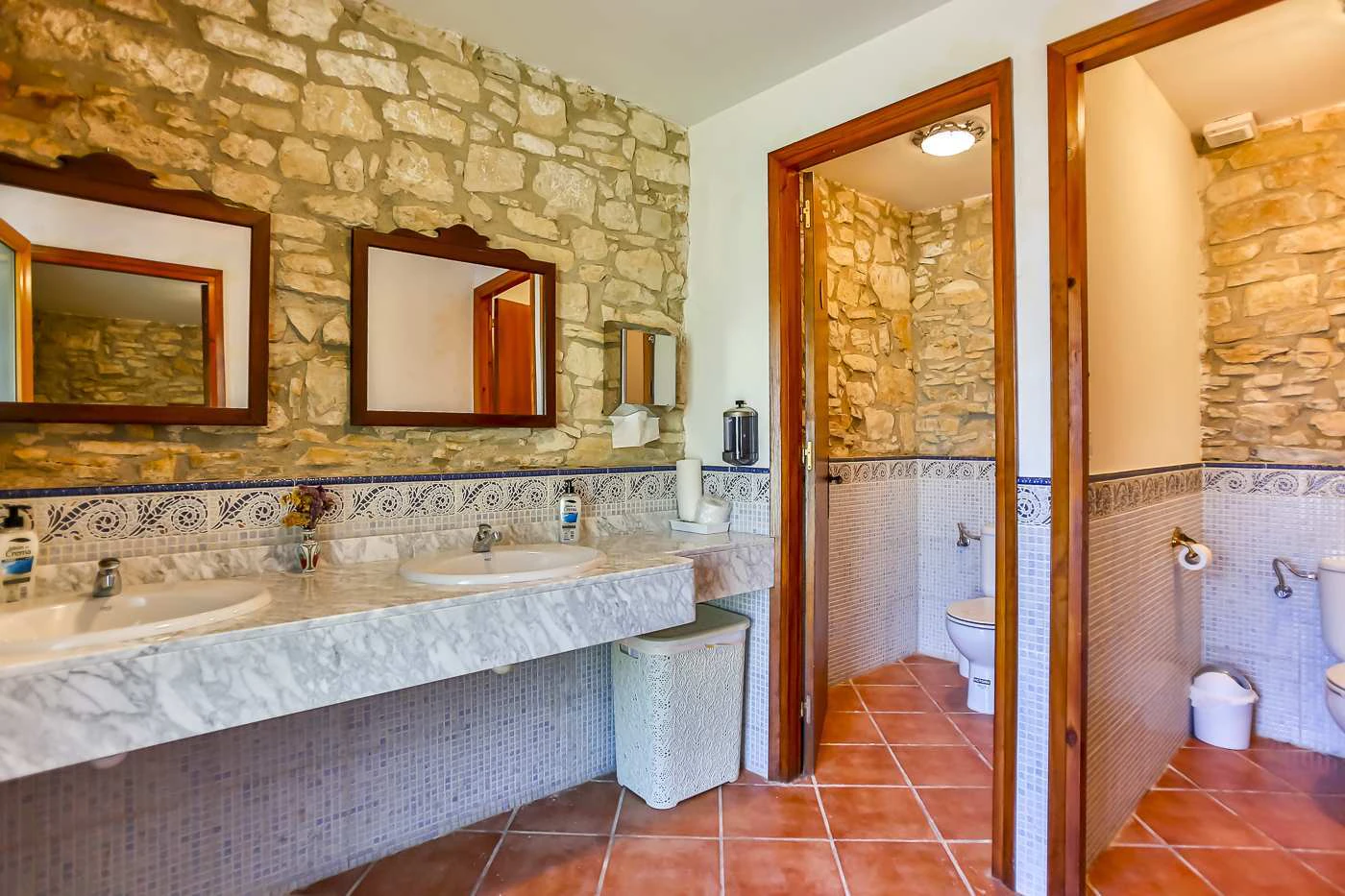 4418 - Spectacular farm for sale