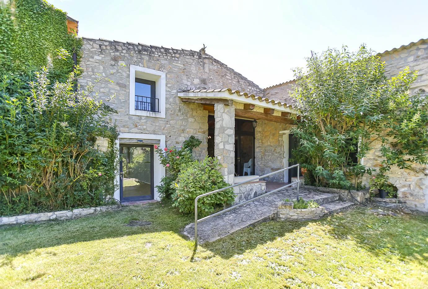 4418 - Spectacular farm for sale