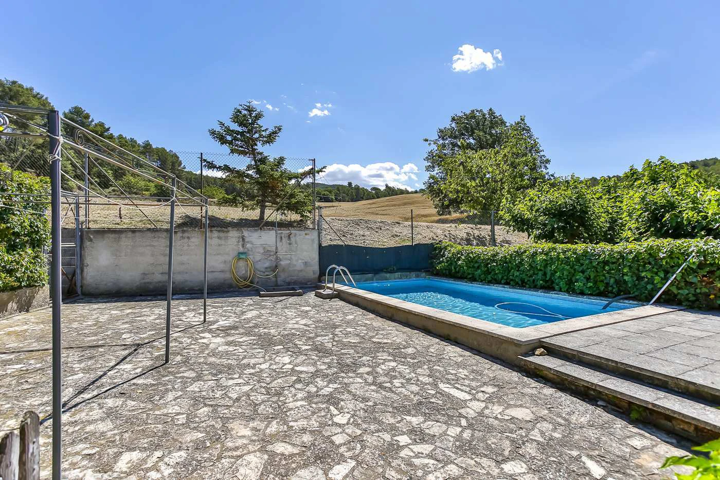 4418 - Spectacular farm for sale