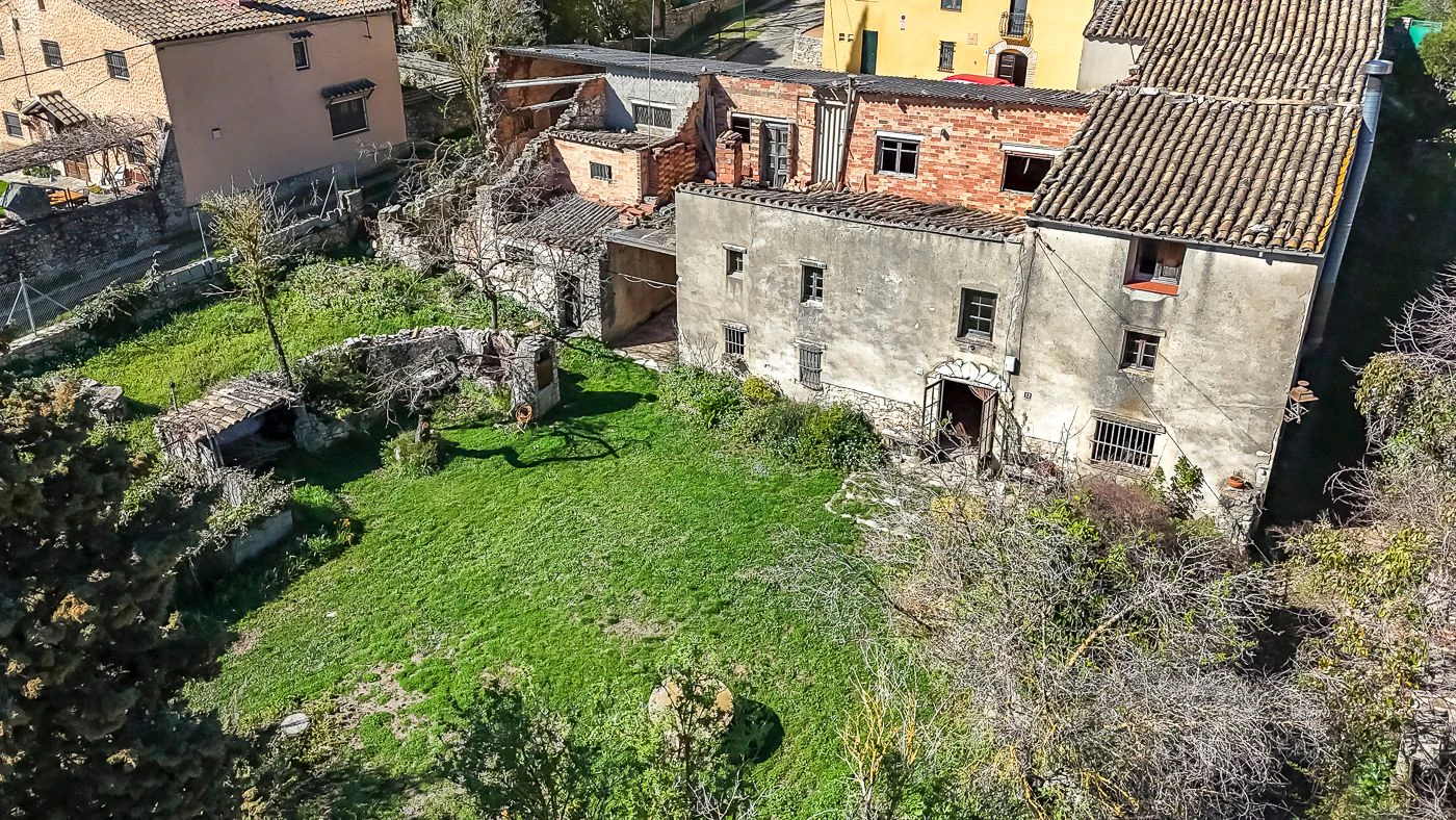 Masía a reformar en venta en Font-Rubí