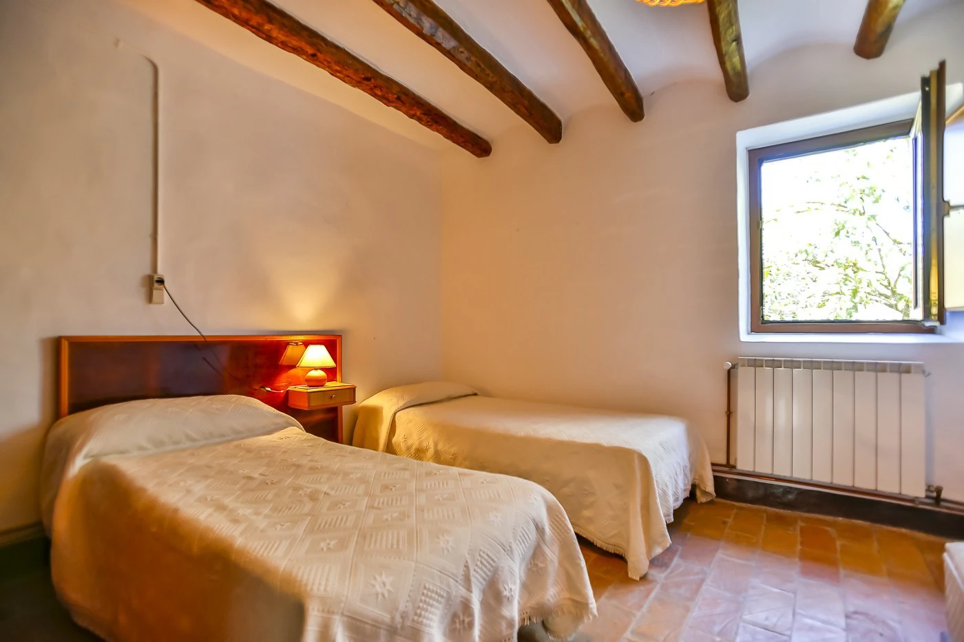 4418 - Spectacular farm for sale