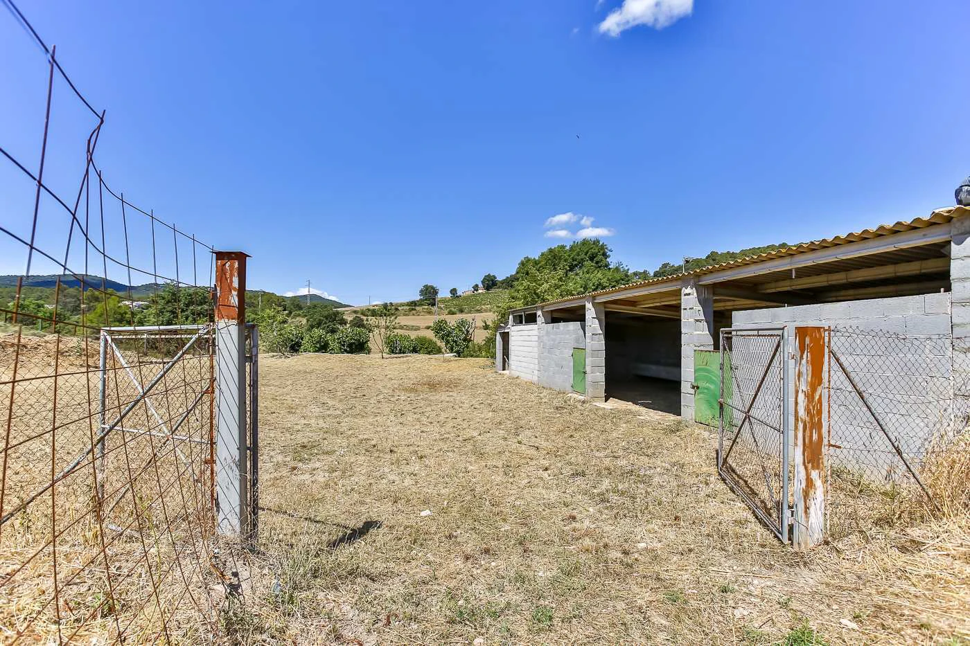 4418 - Spectacular farm for sale