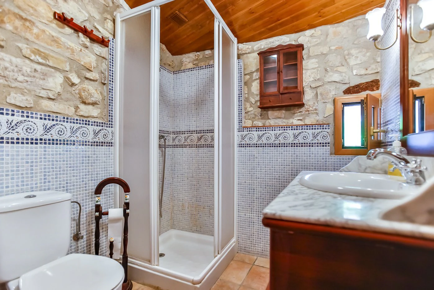 4418 - Spectacular farm for sale