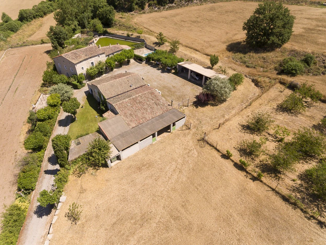 4418 - Spectacular farm for sale