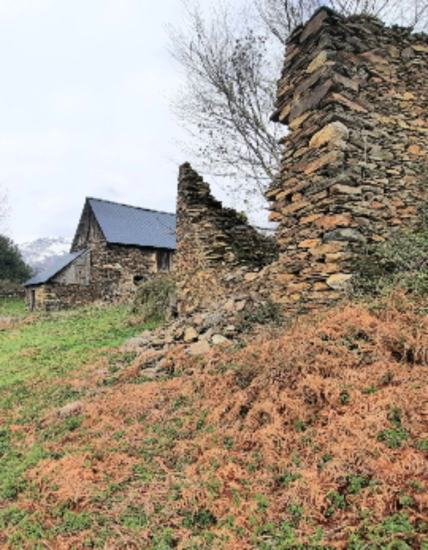 3255 - Set of buildings in Vall d'Aran