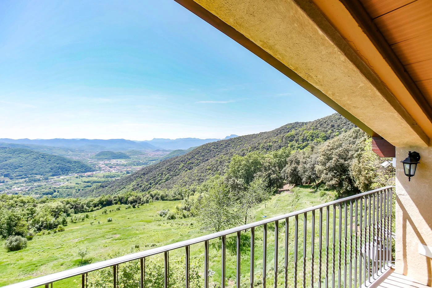 6903 - Masía en la Garrotxa con 143 hectáreas de terreno