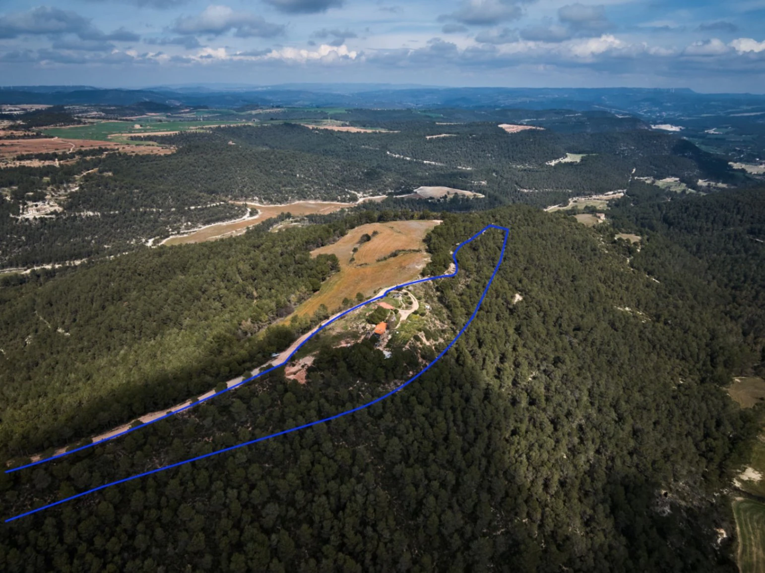 5478 - Finca amb masia a reformar a Argençola