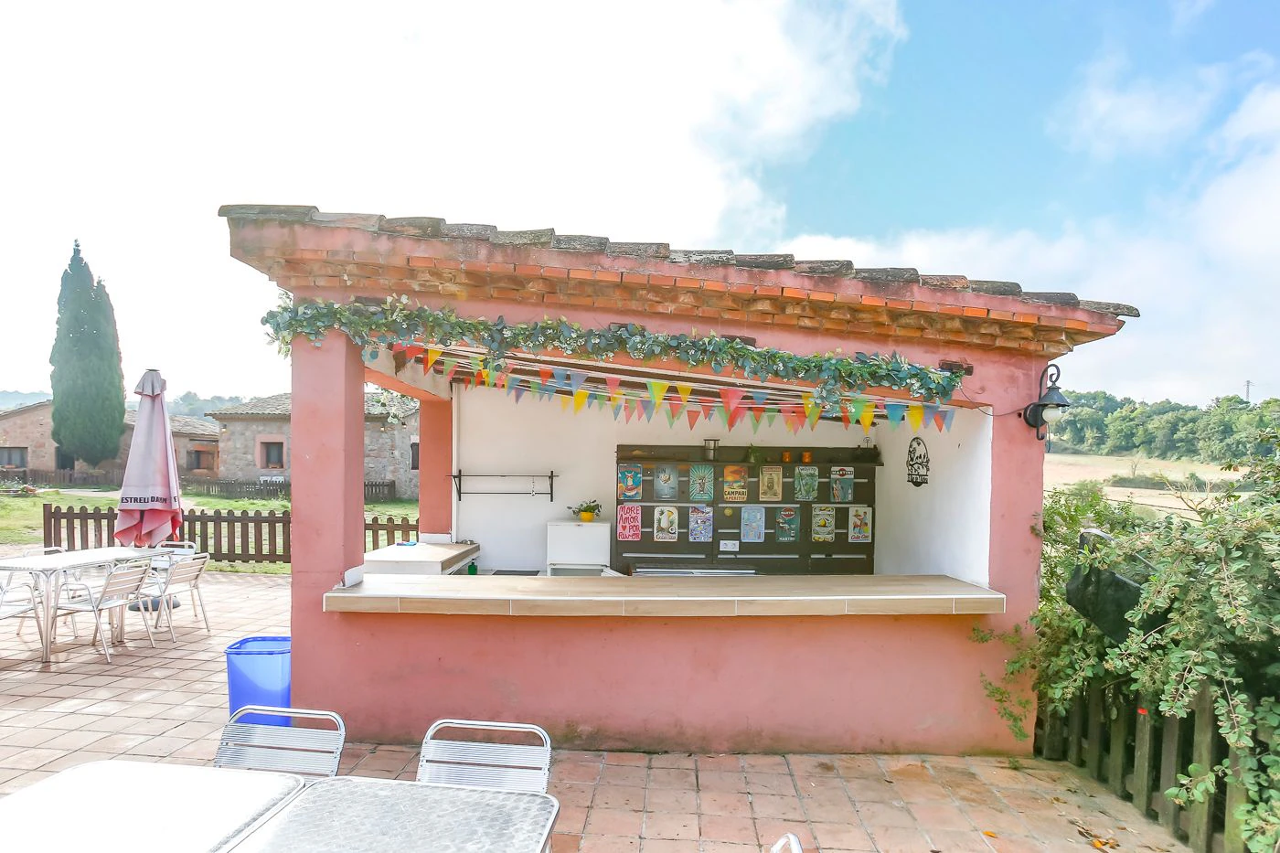 7587 - Finca con 5 viviendas con licencia turística