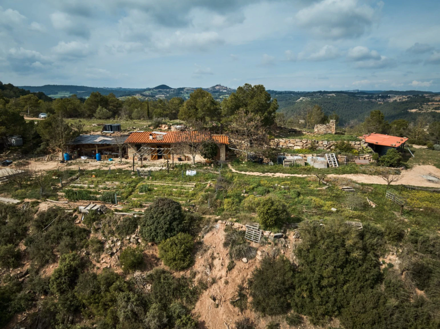 5478 - Finca amb masia a reformar a Argençola
