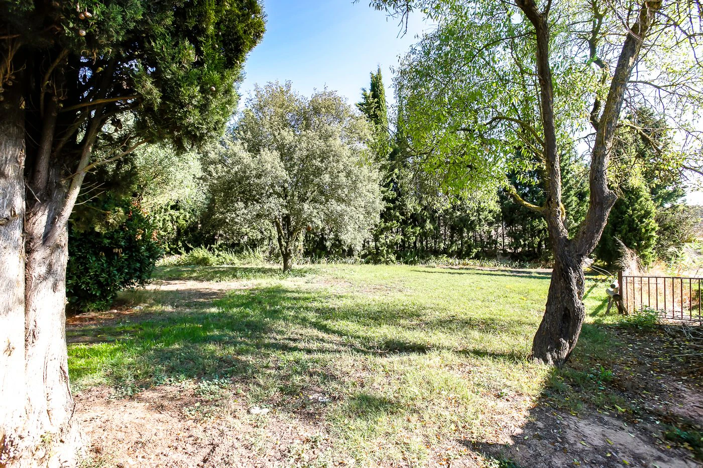 7587 - Finca con 5 viviendas con licencia turística