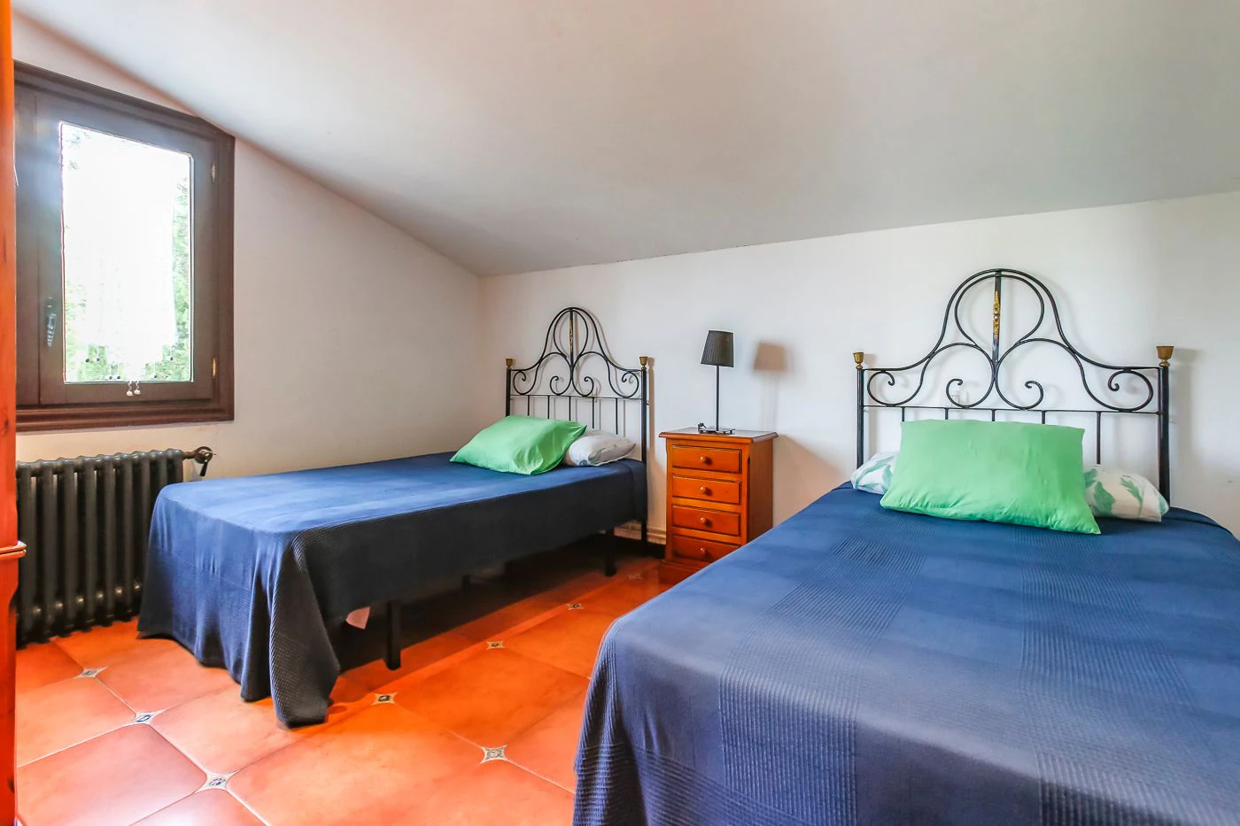 7587 - Finca con 5 viviendas con licencia turística
