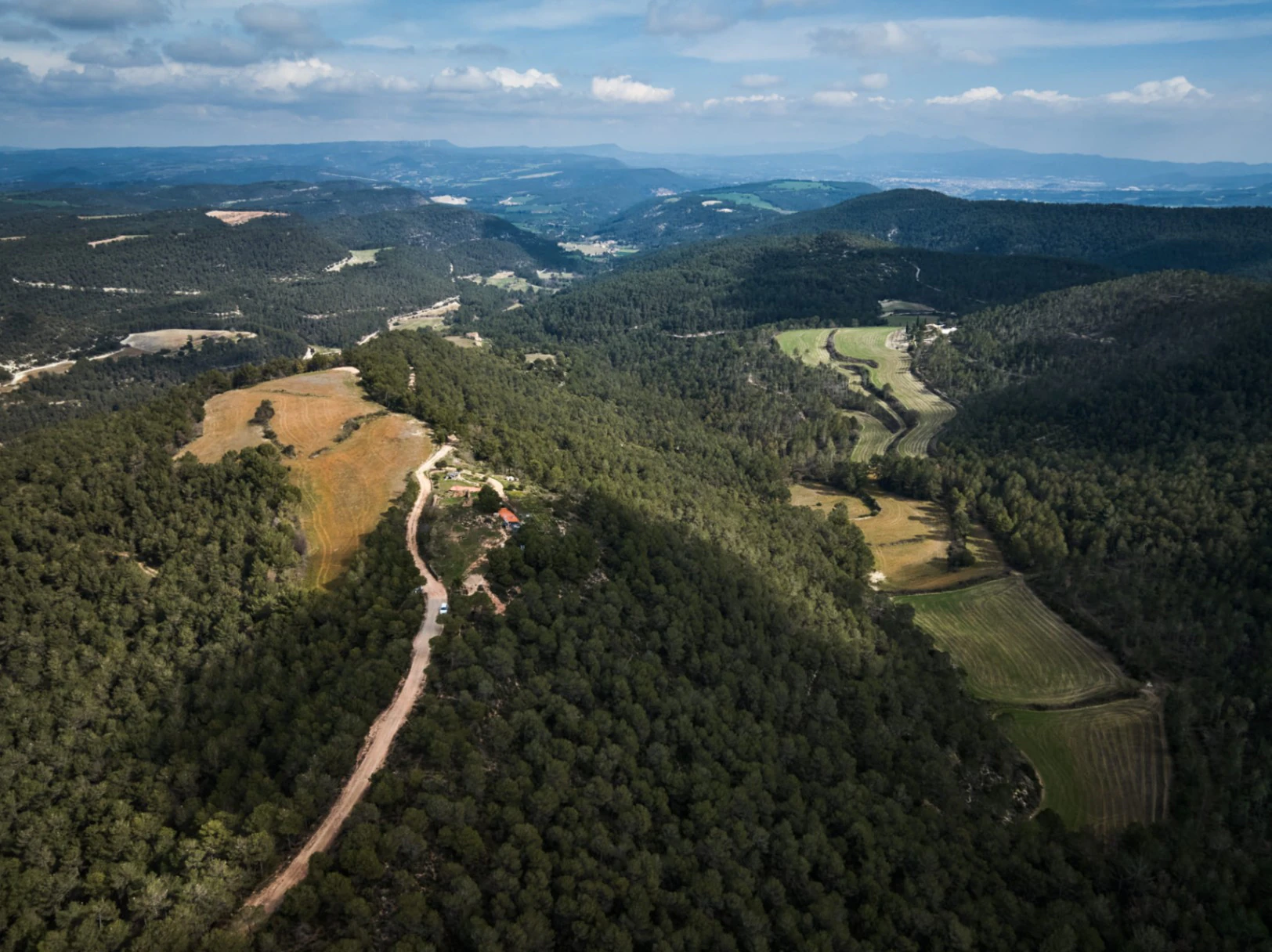 5478 - Finca amb masia a reformar a Argençola