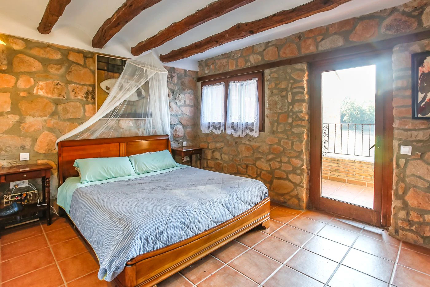 7587 - Finca con 5 viviendas con licencia turística