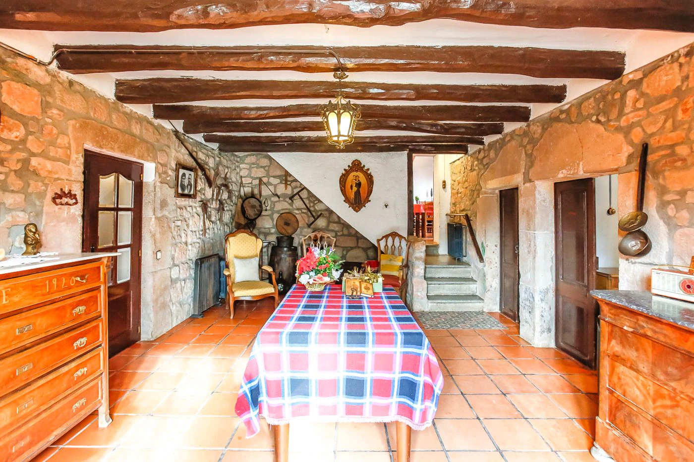 7587 - Finca con 5 viviendas con licencia turística
