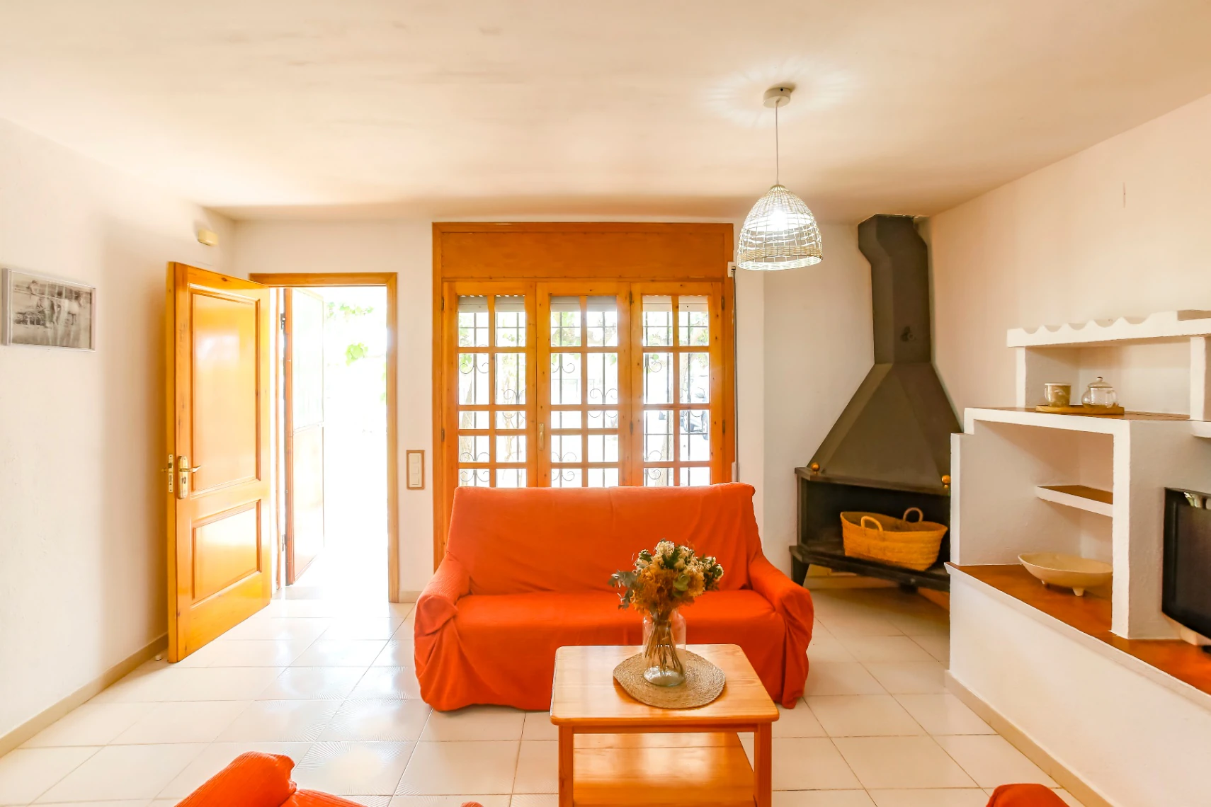 8862 - Casa estilo Mediterráneo con Licencia Turística en Riomar-Deltebre