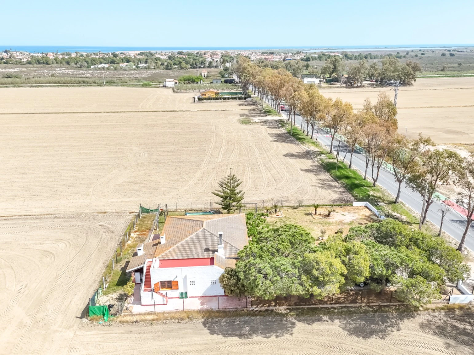 8862 - Casa estilo Mediterráneo con Licencia Turística en Riomar-Deltebre