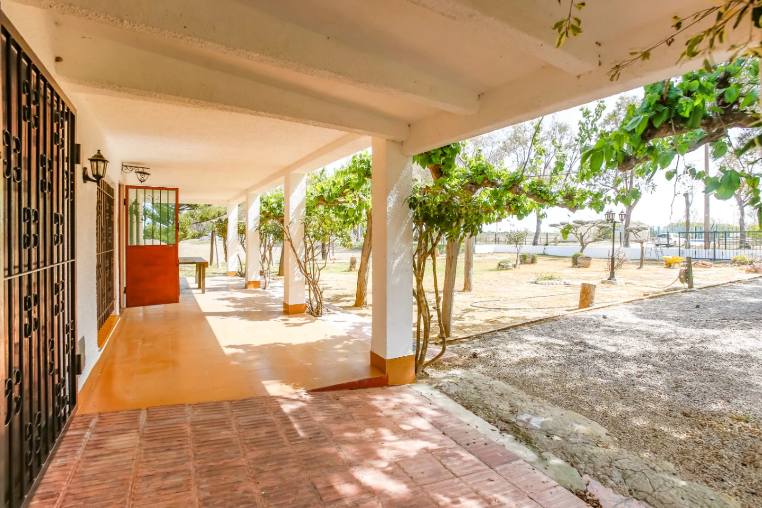 8862 - Casa estilo Mediterráneo con Licencia Turística en Riomar-Deltebre