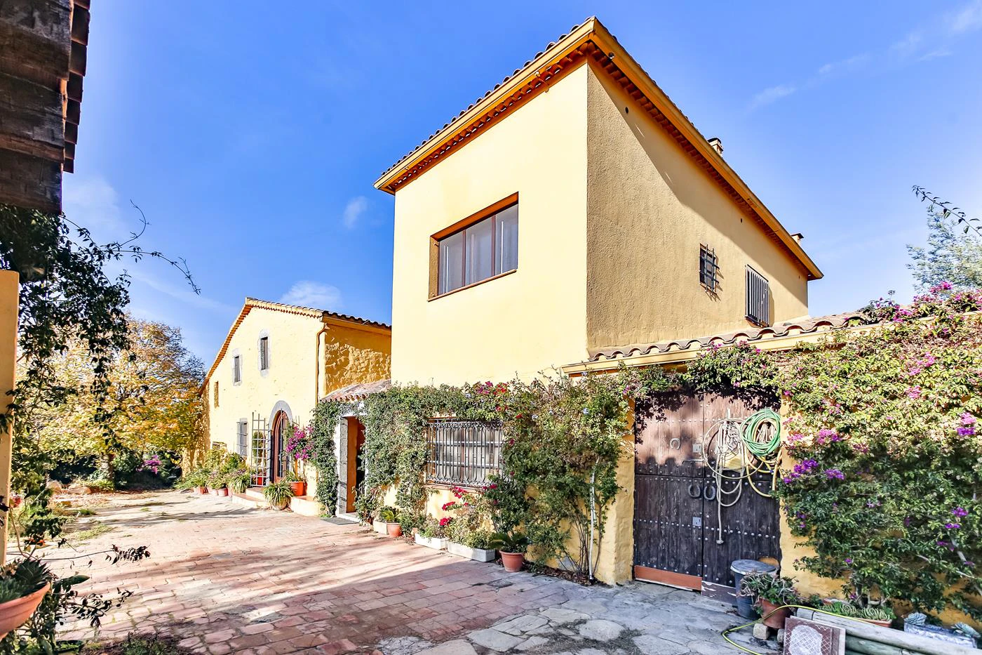 5904 - Country house in Vilassar with 40 hectares.