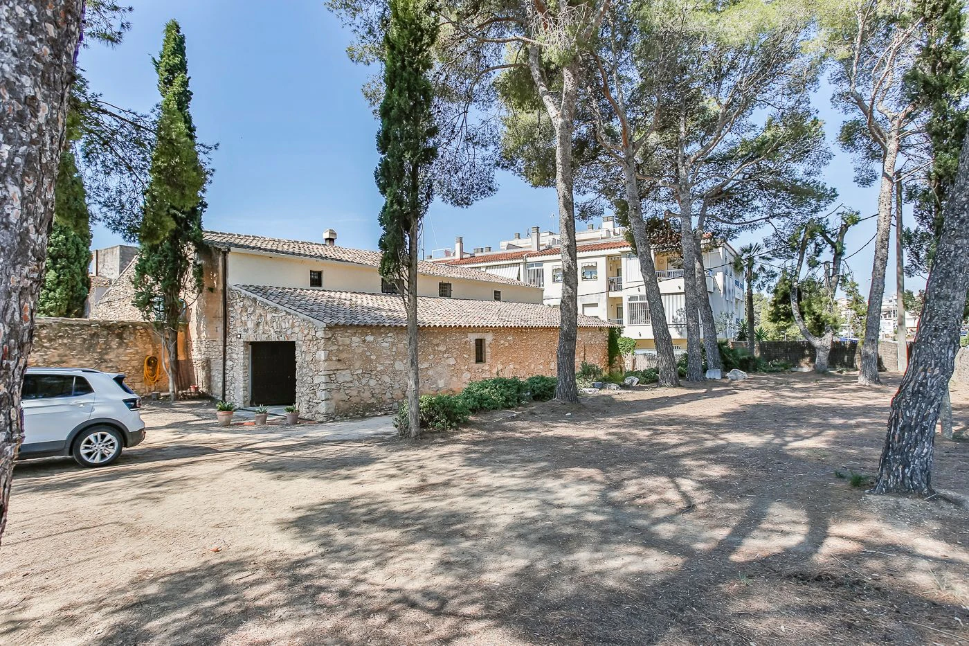 Preciosa masía en venta cerca del mar