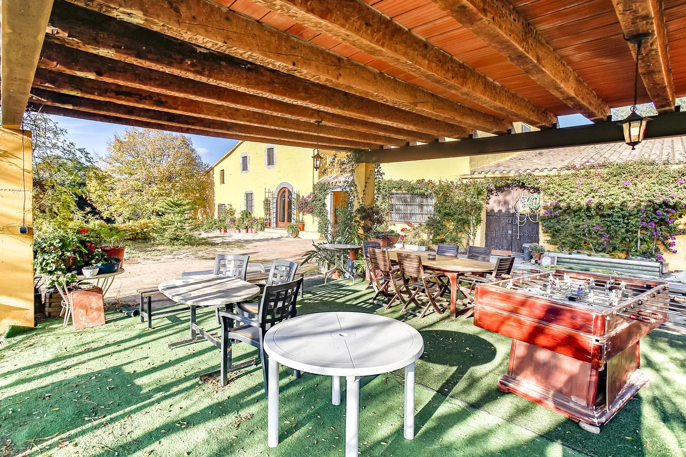 5904 - Country house in Vilassar with 40 hectares.