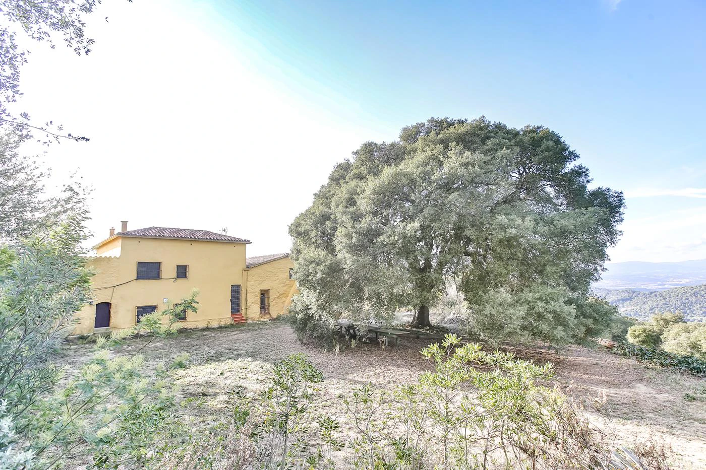 5904 - Country house in Vilassar with 40 hectares.