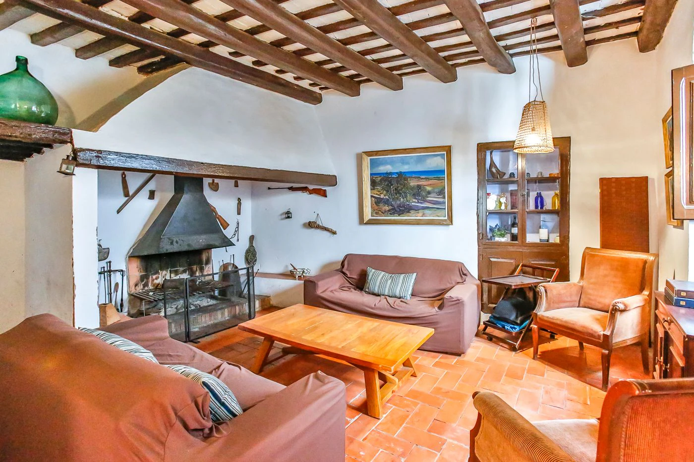 Preciosa masía en venta cerca del mar