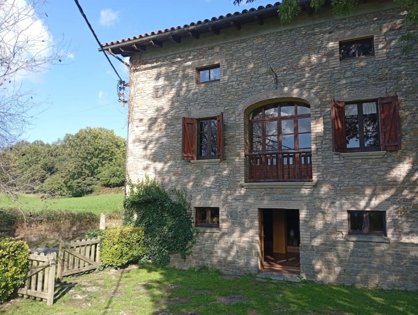 2239 - Masía rehabilitada en Rupit