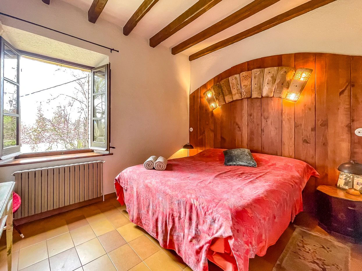 2239 - Masía rehabilitada en Rupit