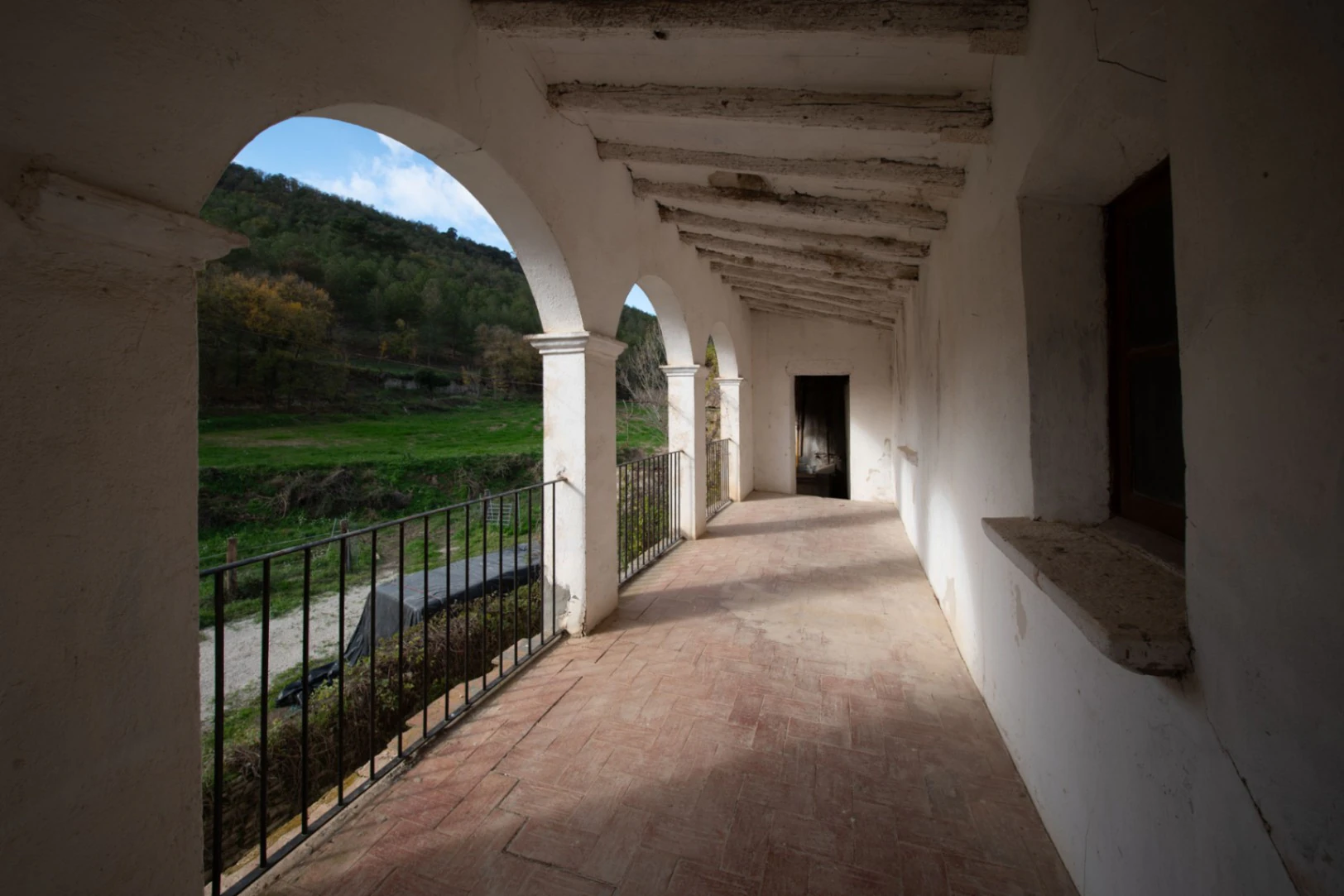 8398 - Masia històrica a reformar a Argençola