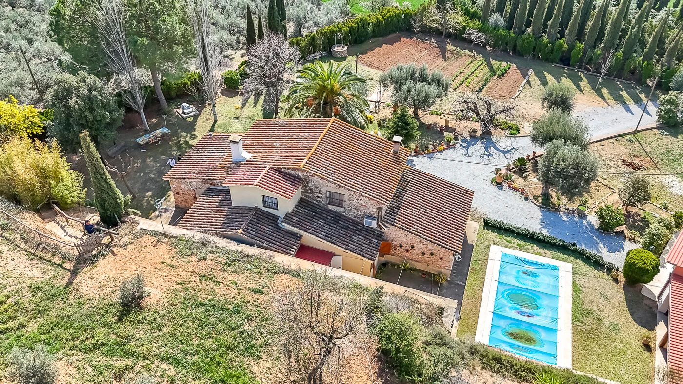 9777 - Preciosa masía en venta en Santa Eulalia de Ronsana