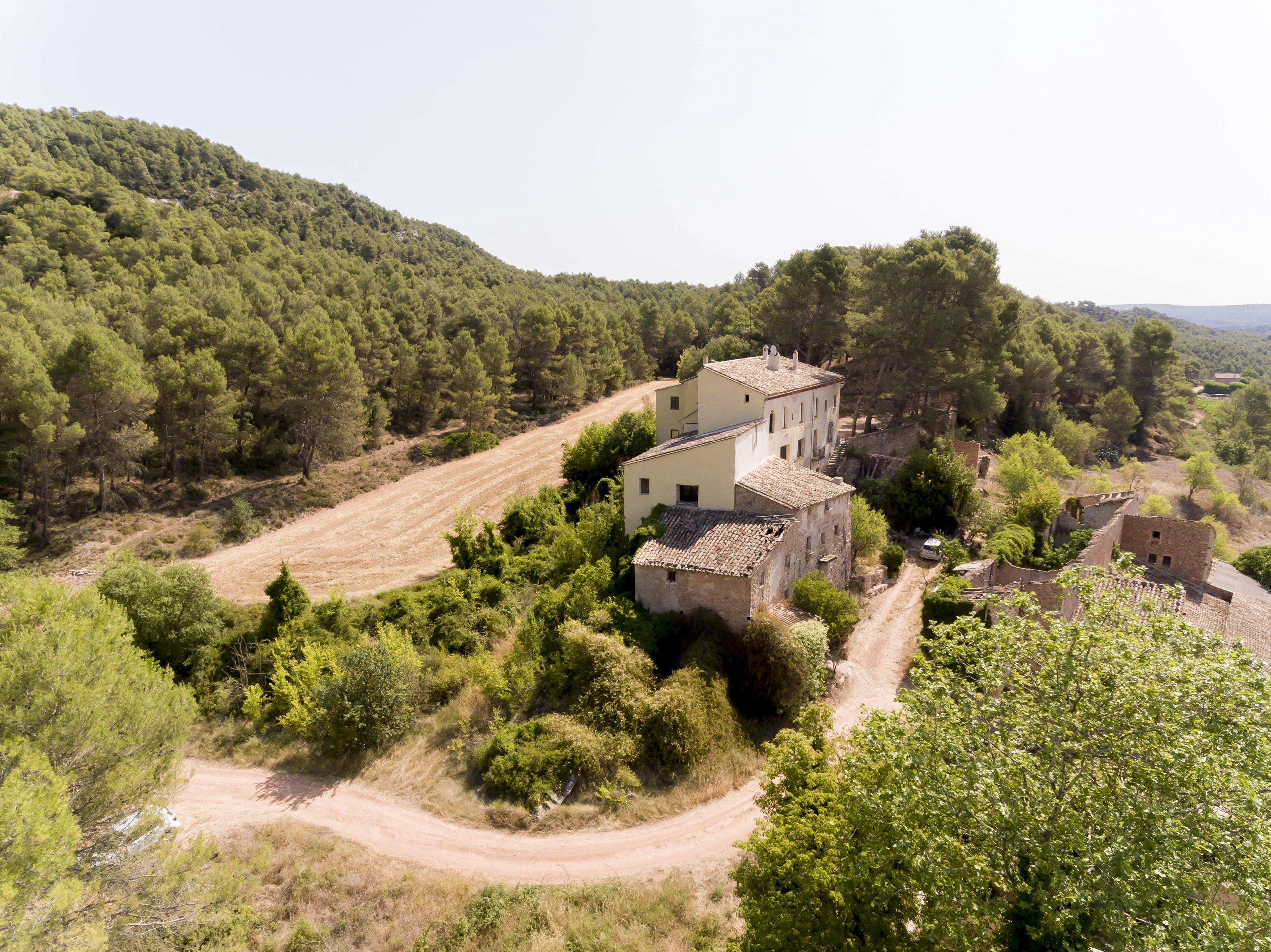 5930 - Masía en venta cerca de Santa Maria de Miralles