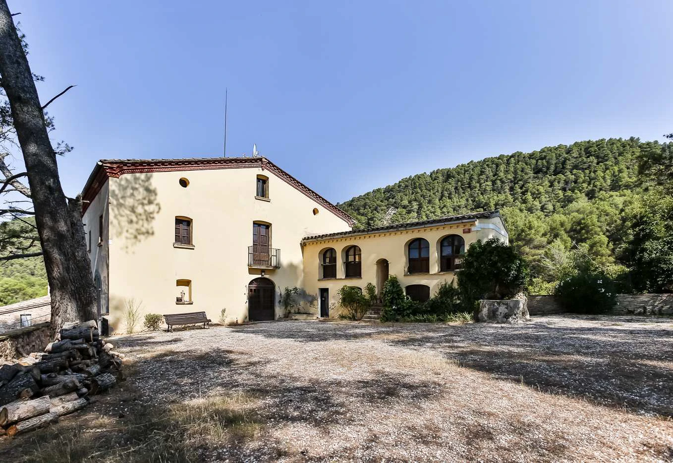 5930 - Masía en venta cerca de Santa Maria de Miralles