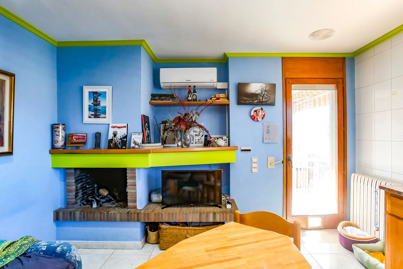 8796 - House with garden and elevator in Olot