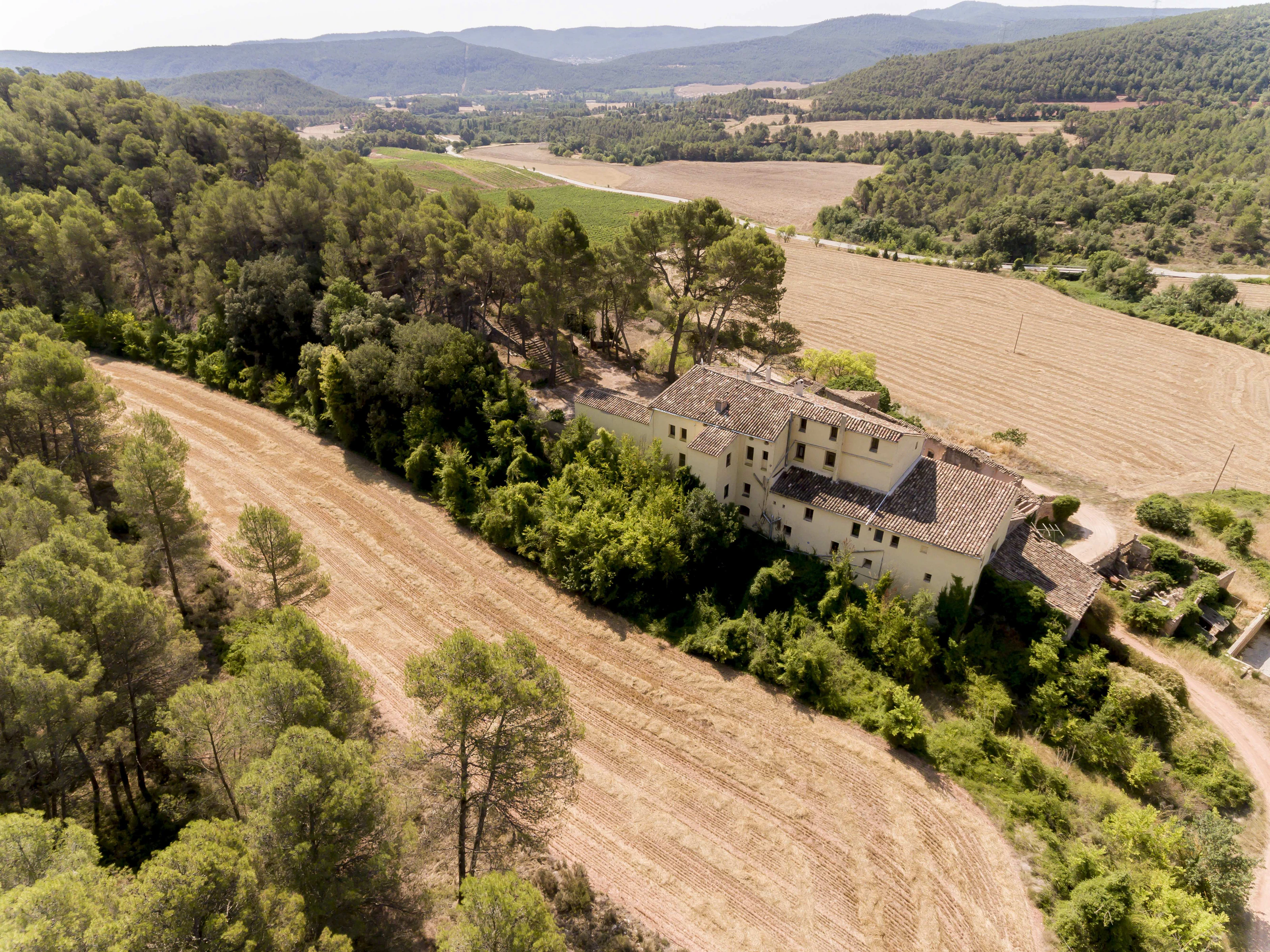 5930 - Masía en venta cerca de Santa Maria de Miralles