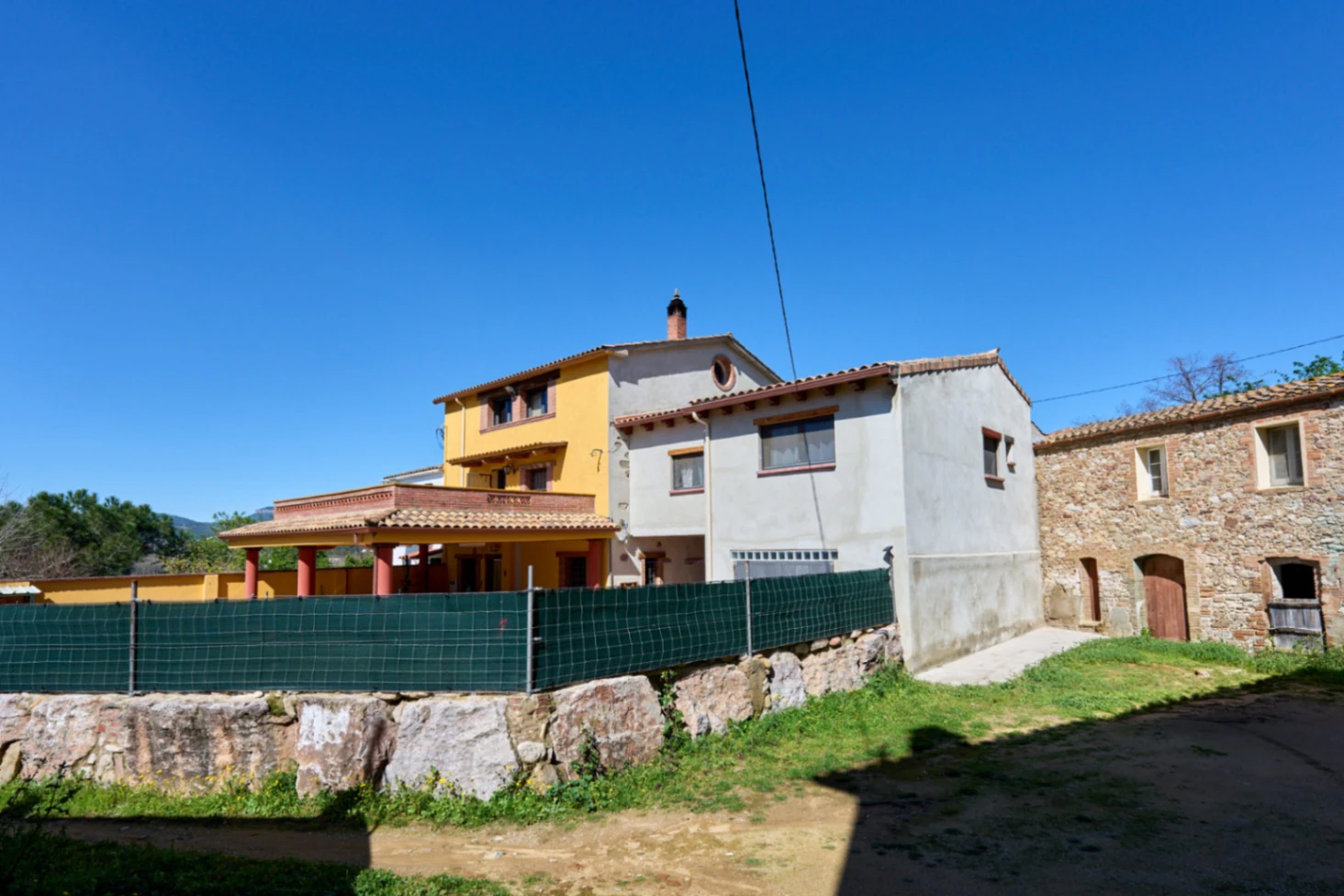 Landhaus mit Pferdeanlagen