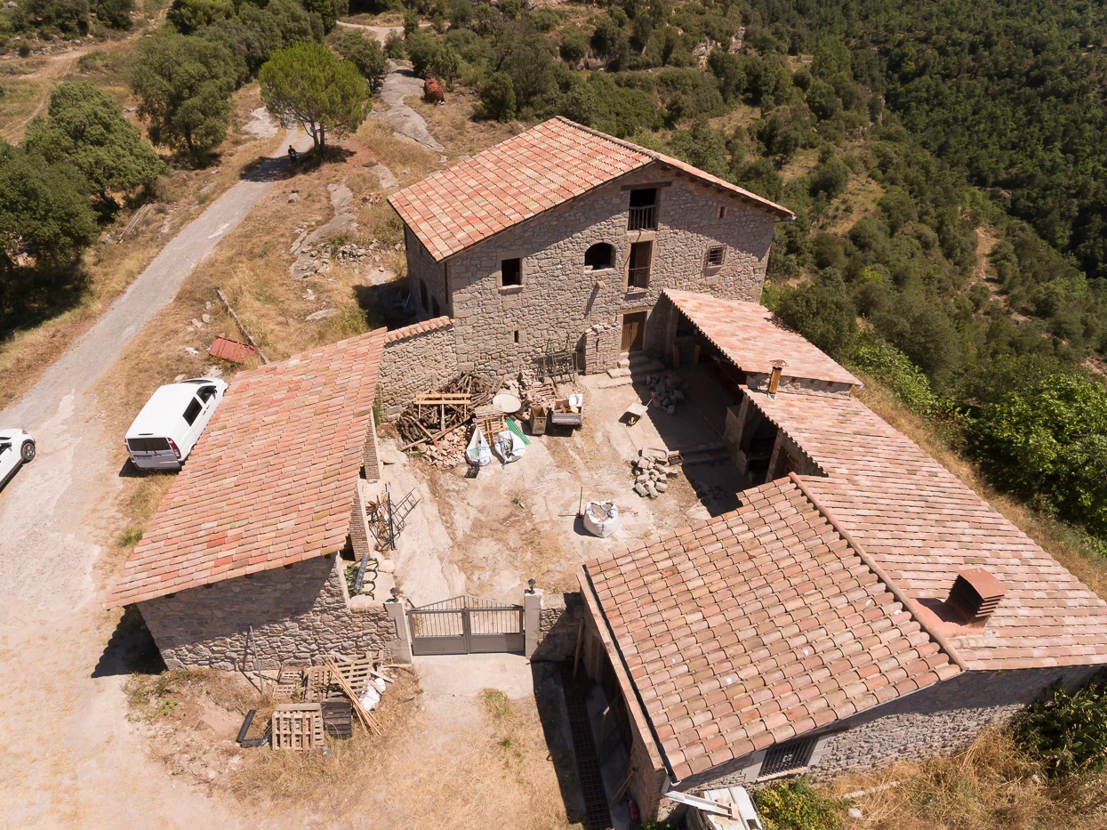 8964 - Belle ferme à Bergueda
