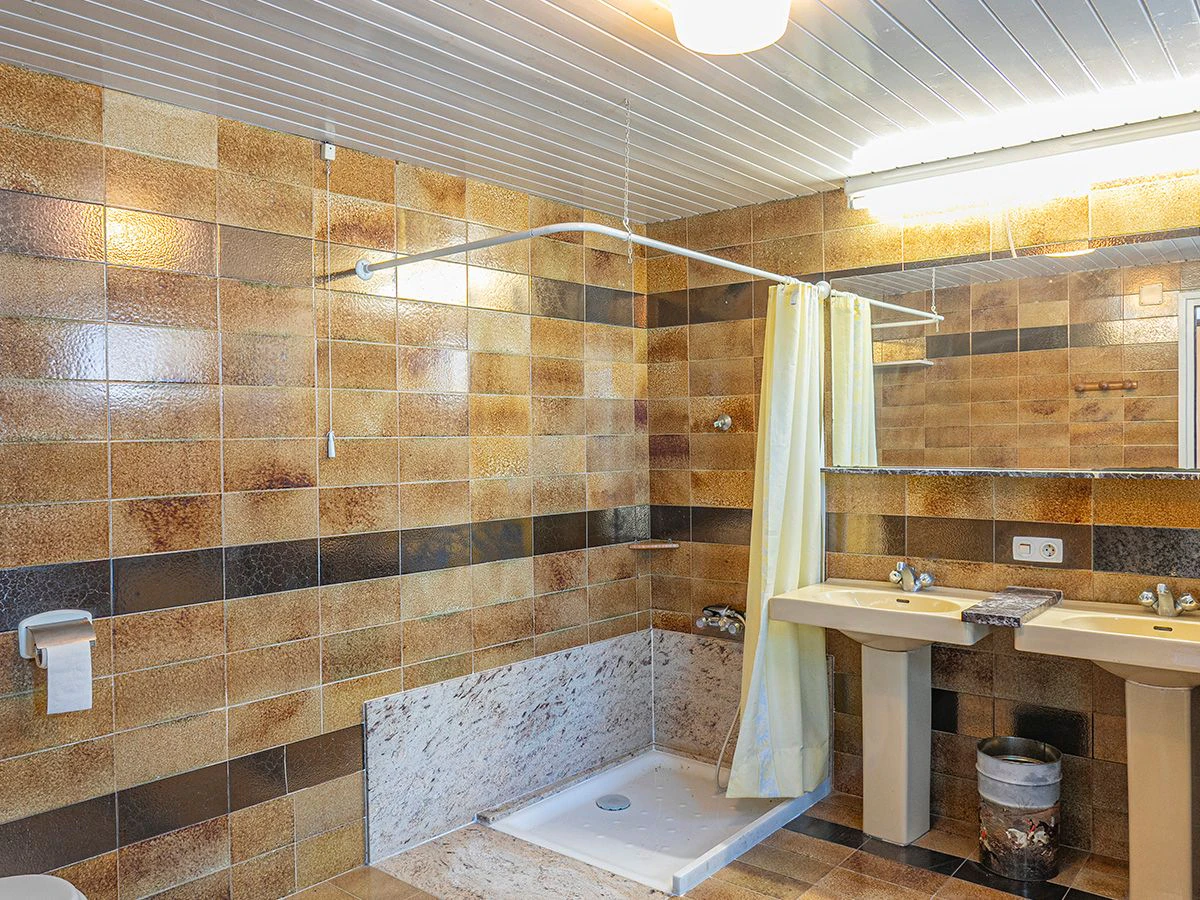 4226 - House in the urban center in the Vall d'en Bas
