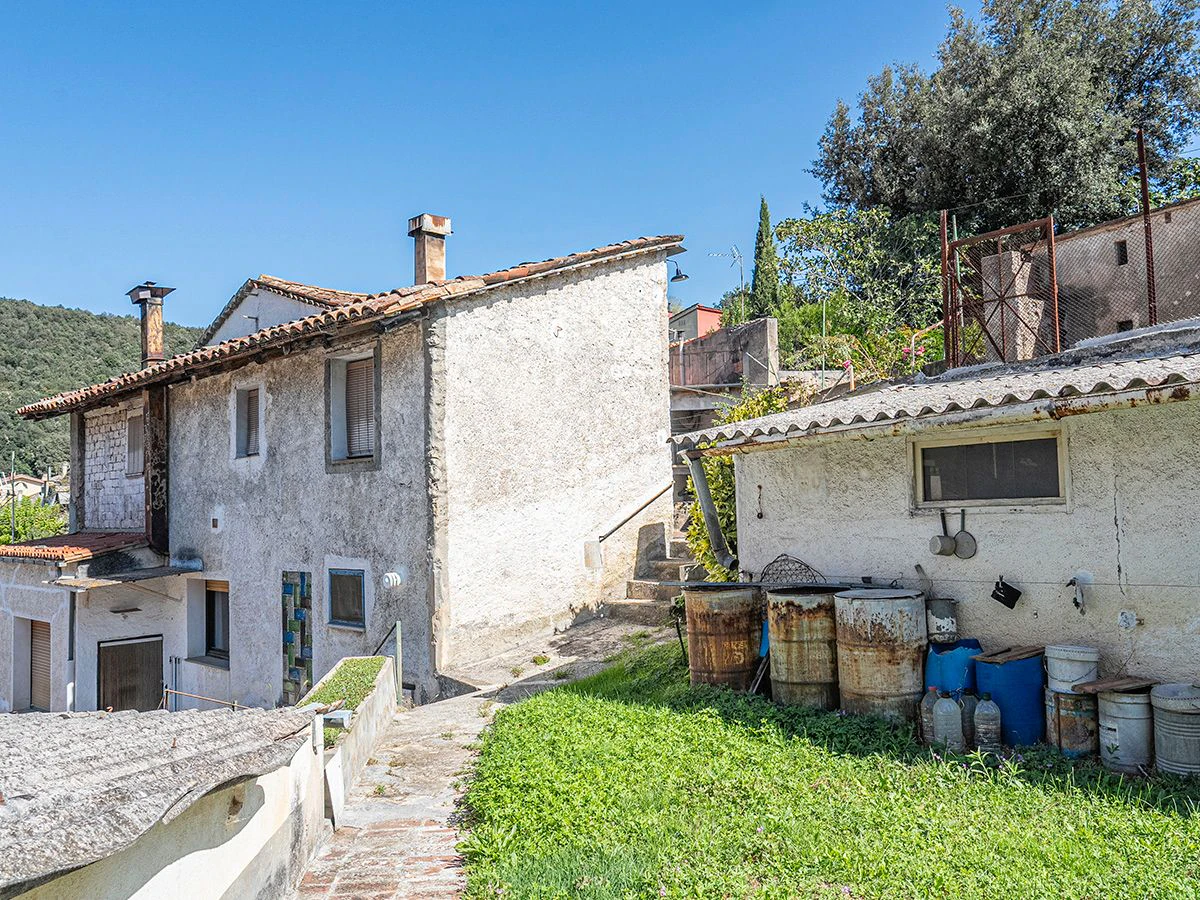 4226 - House in the urban center in the Vall d'en Bas